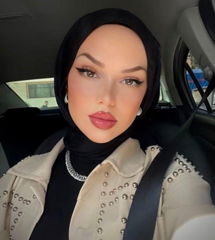 Gülüşüyle Kendine Aşık Eden buyukcekmece Escort Ceren